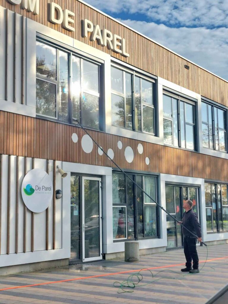 Schoonmaakwerkzaamheden door Multiservice de Jong